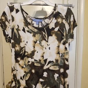 Vera Wang tee sz L